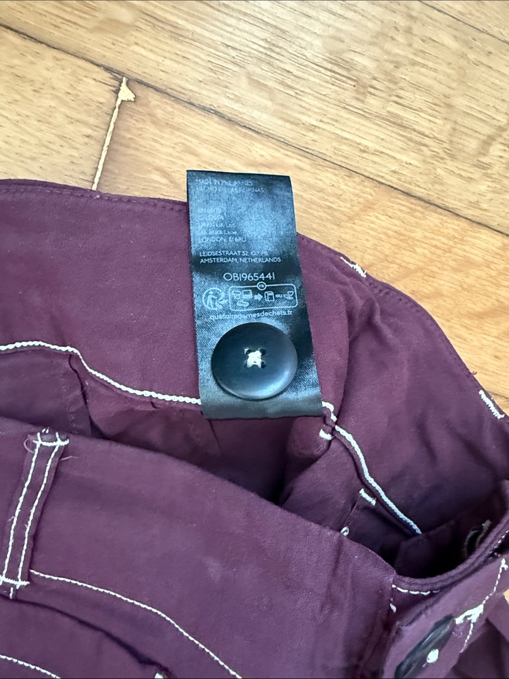 Maeve by Anthropology- Cropped Wide-Leg Pants in Plum with White Stitching - Picture 5 of 7